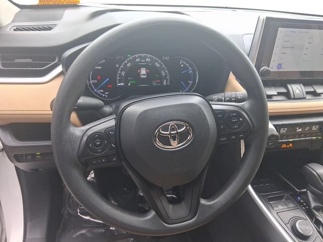 Used 2025 Toyota RAV4 XLE w/ Convenience Package AWD/4WD image 13