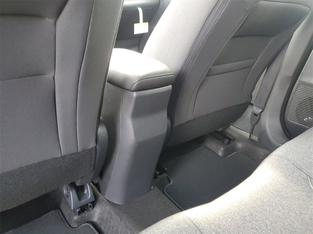 Used 2025 Nissan Kicks SV image 12