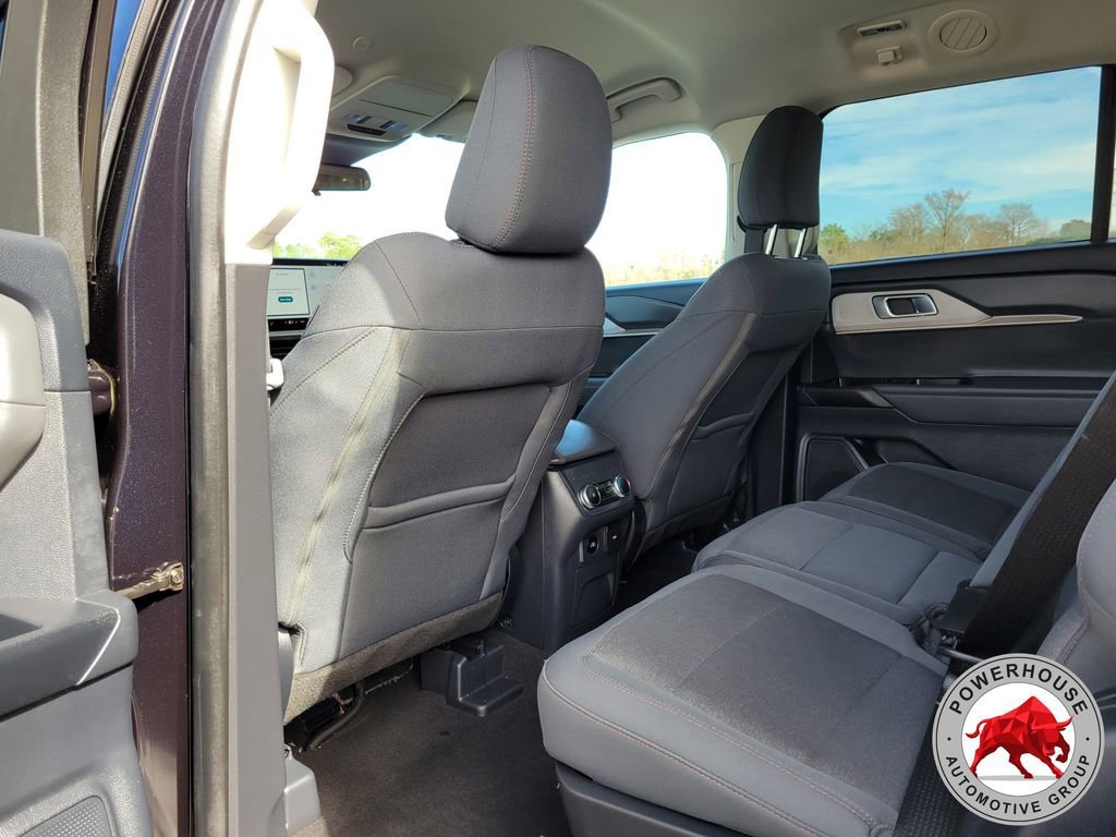 Certified 2025 Ford Explorer Active image 19