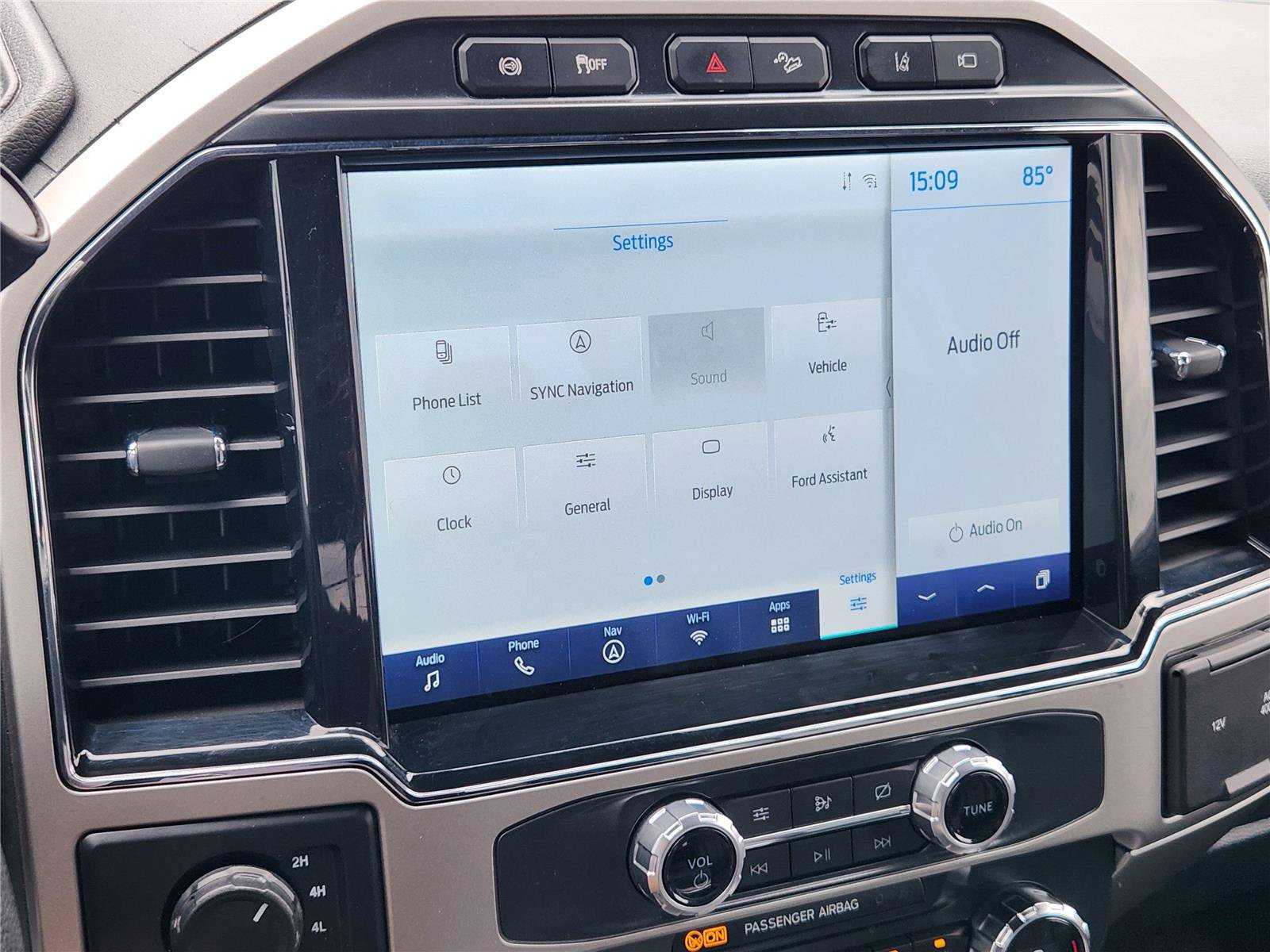 Certified 2022 Ford F450 Lariat w/ Lariat Ultimate Package image 13