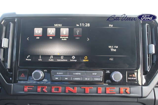 Used 2025 Nissan Frontier Pro-X RWD image 18