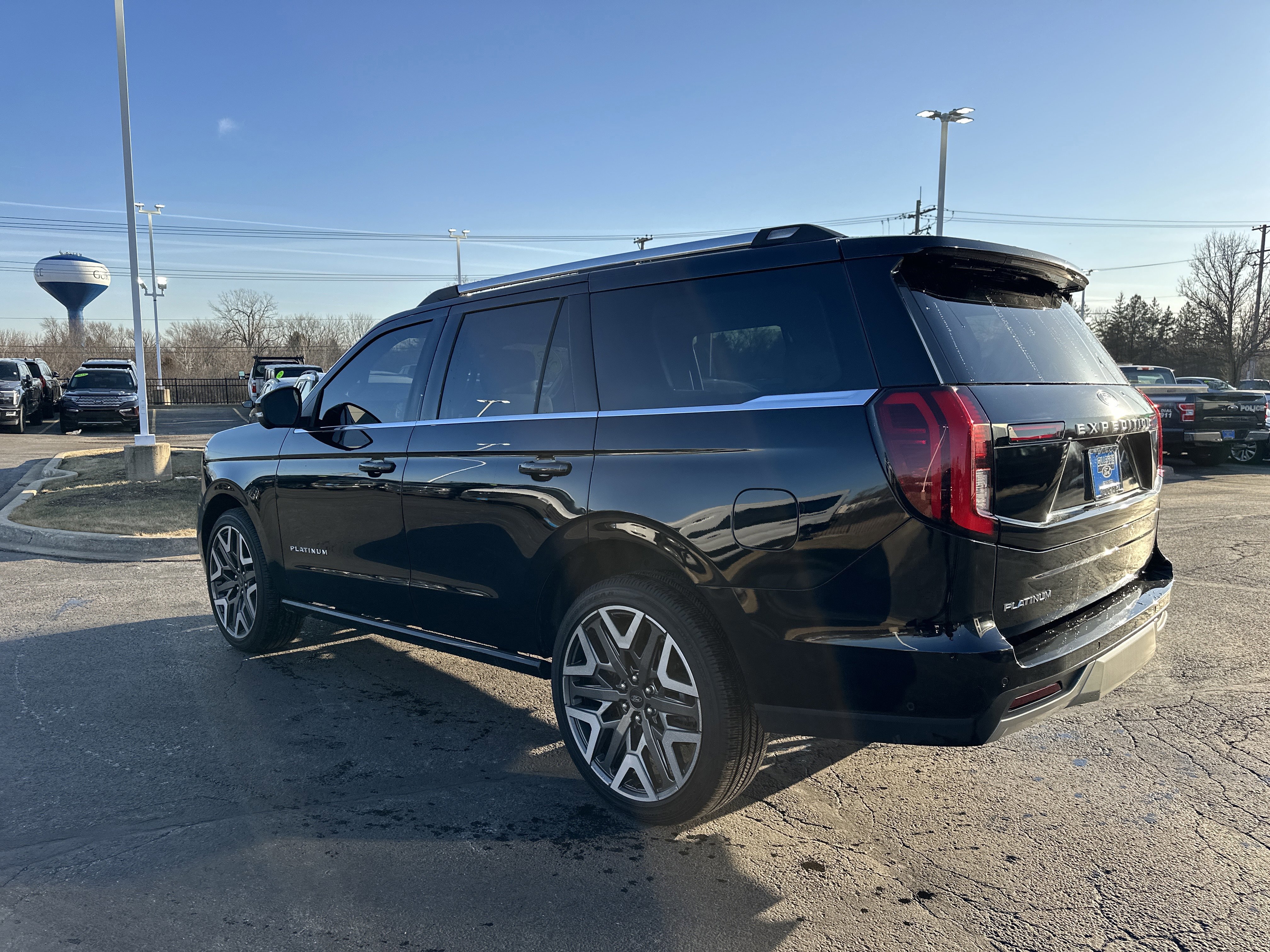 Certified 2025 Ford Expedition Platinum w/ Platinum Ultimate Package image 5