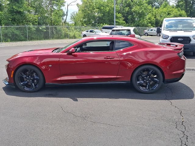 Used 2022 Chevrolet Camaro SS RWD image 7