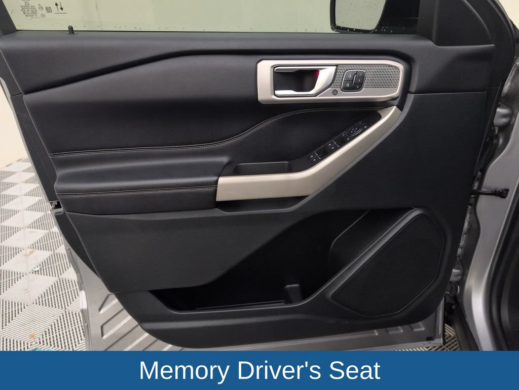 Certified 2021 Ford Explorer Limited w/ Hybrid Equipment Group 310A RWD image 33
