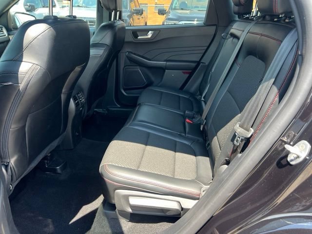 Certified 2024 Ford Escape ST-Line w/ Tech Pack #1 AWD/4WD image 18