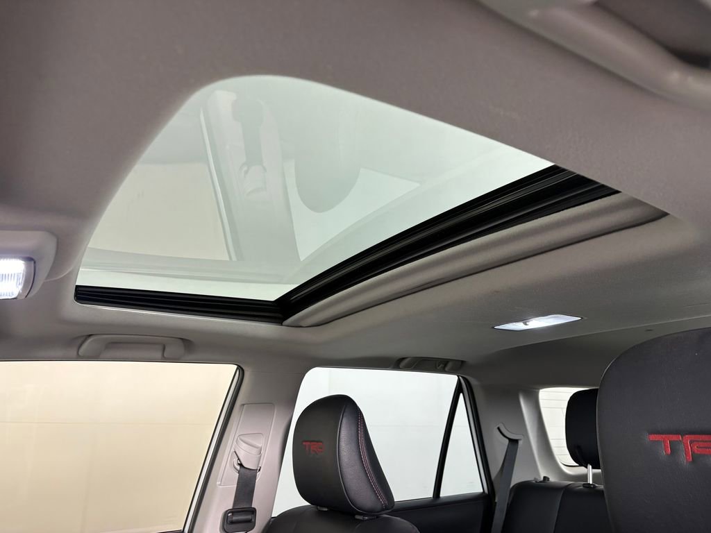 Used 2024 Toyota 4Runner TRD Off-Road Premium w/ Moonroof Package image 26