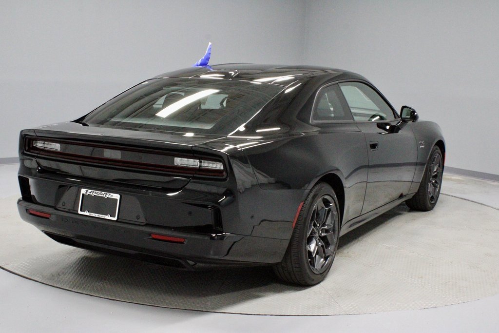 Used 2025 Dodge Charger R/T w/ Quick Order Package 25M R/T image 5
