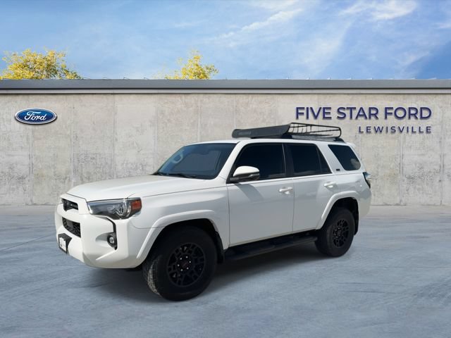 Used 2023 Toyota 4Runner SR5 Premium w/ Moonroof Package RWD image 4