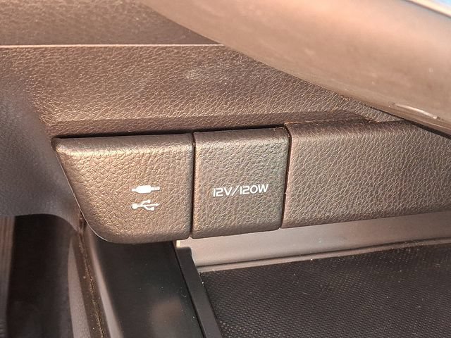 Used 2018 Toyota Camry XLE FWD image 25