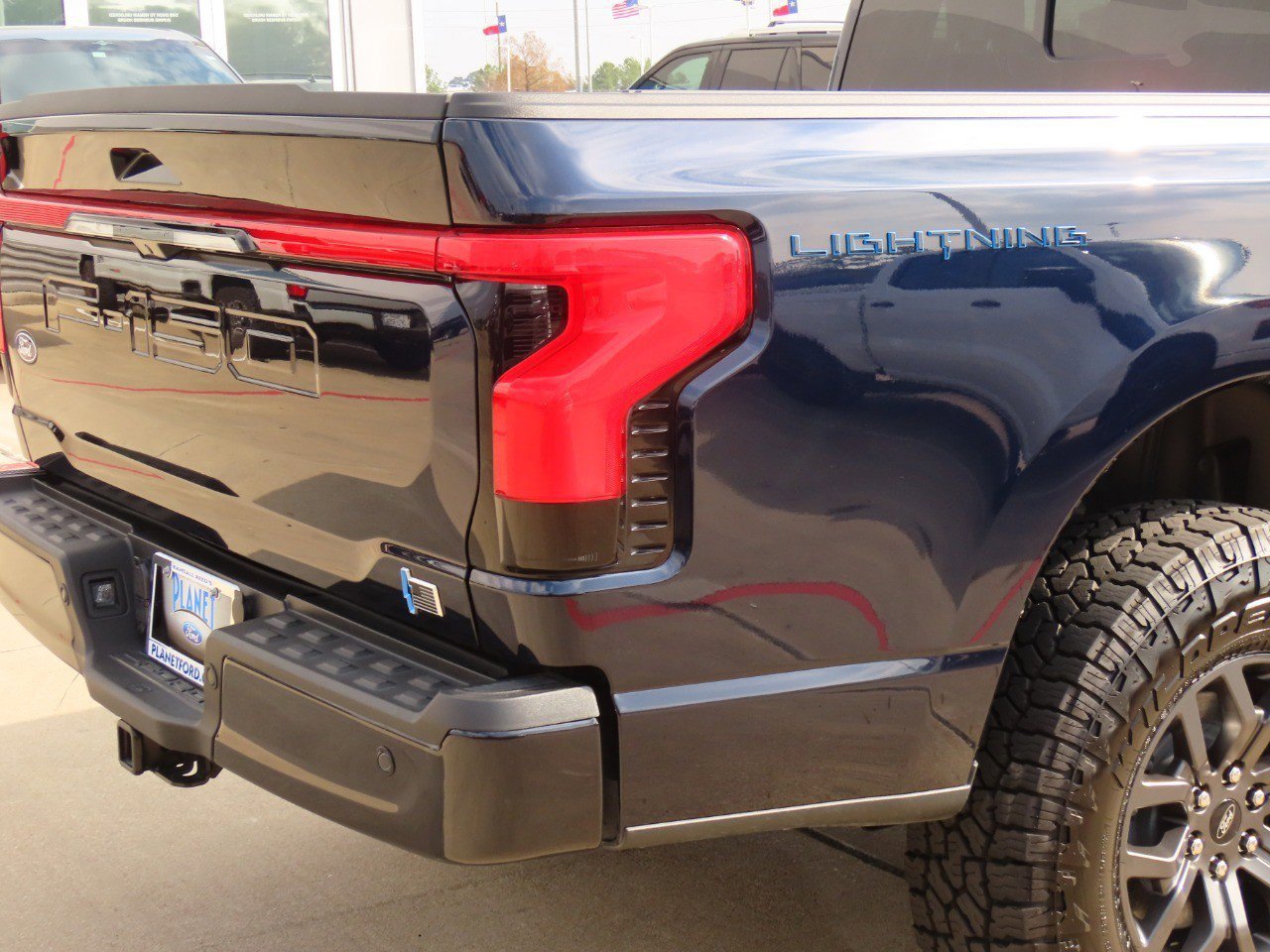 Certified 2025 Ford F150 Lightning Lariat image 15