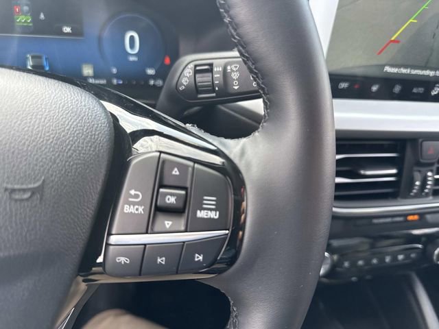 Certified 2024 Ford Escape Platinum image 36