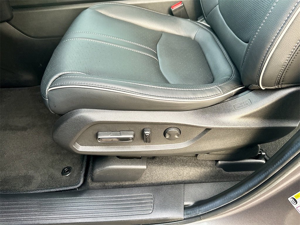 Used 2025 Honda Pilot Elite image 10