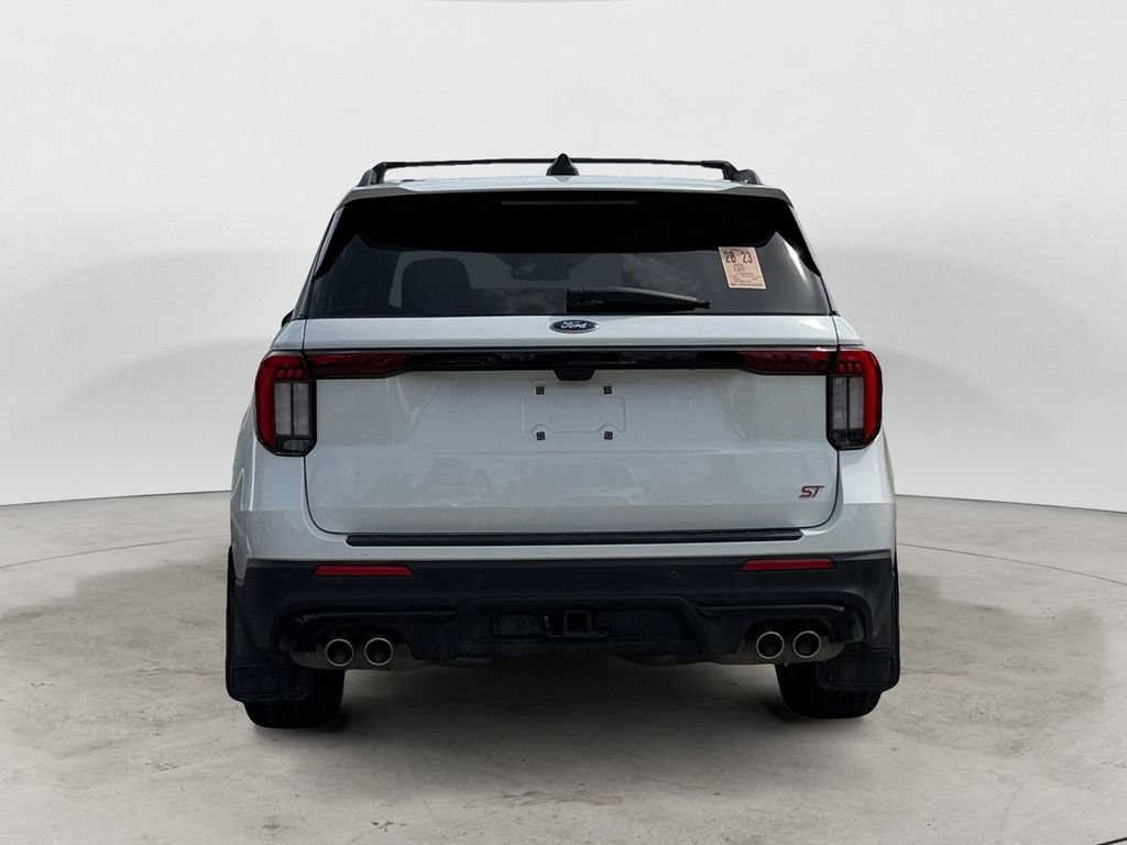 Certified 2025 Ford Explorer ST AWD/4WD image 3