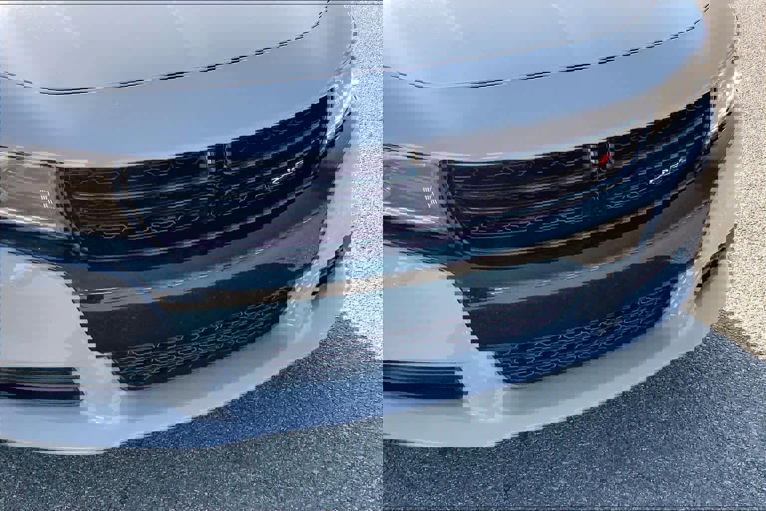 Used 2022 Dodge Charger SXT w/ Blacktop Package image 30