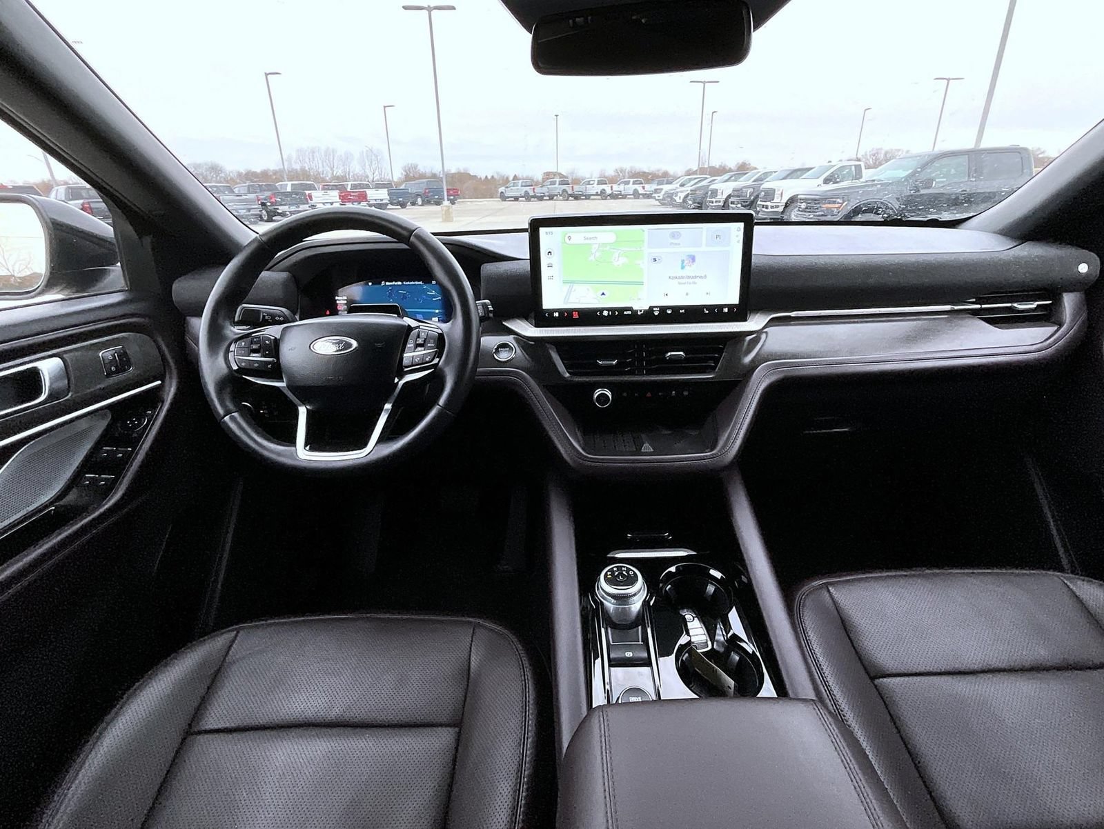 Certified 2025 Ford Explorer Platinum w/ LUX Leather Package AWD/4WD image 13