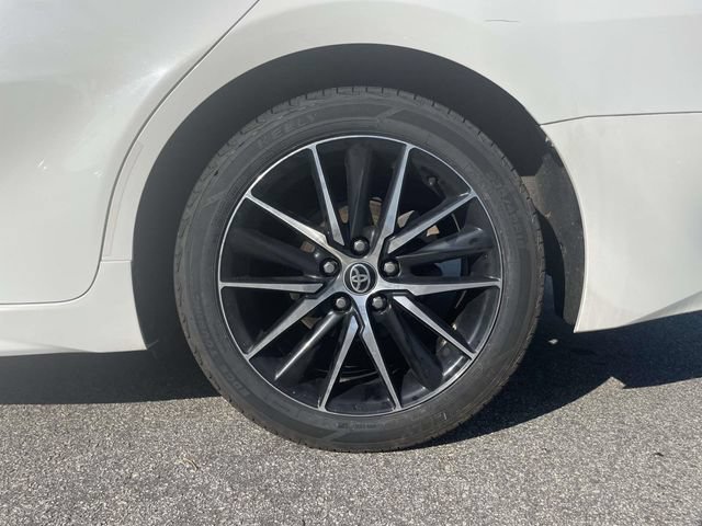 Used 2021 Toyota Camry SE FWD image 9
