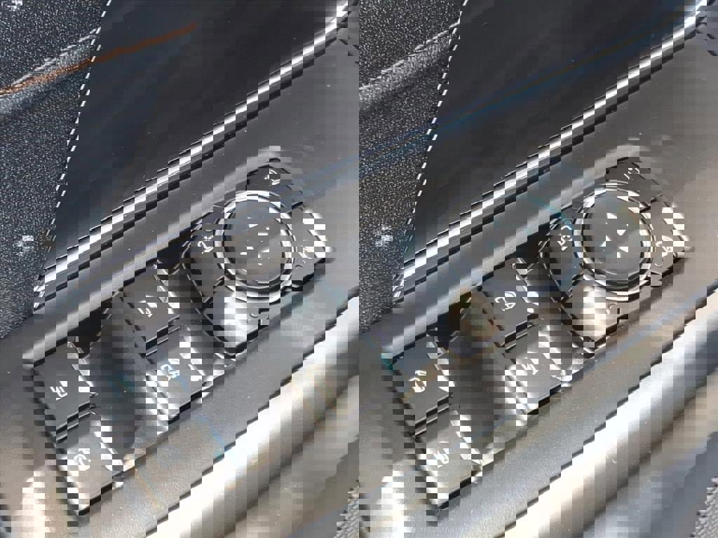 Certified 2024 Ford F150 Lariat w/ FX4 Off-Road Package image 22