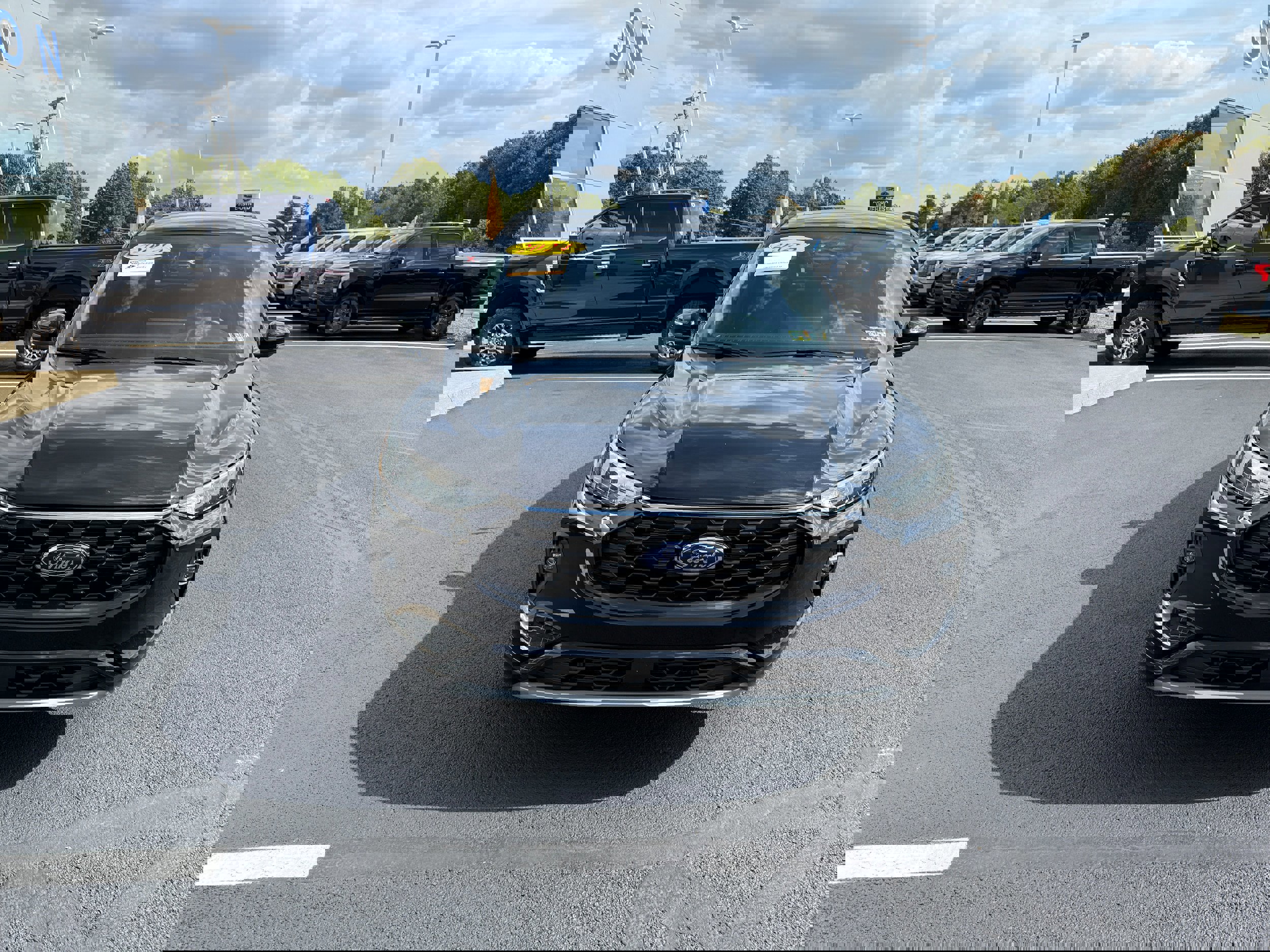 Certified 2024 Ford Escape ST-Line Select w/ Tech Pack #1 image 9