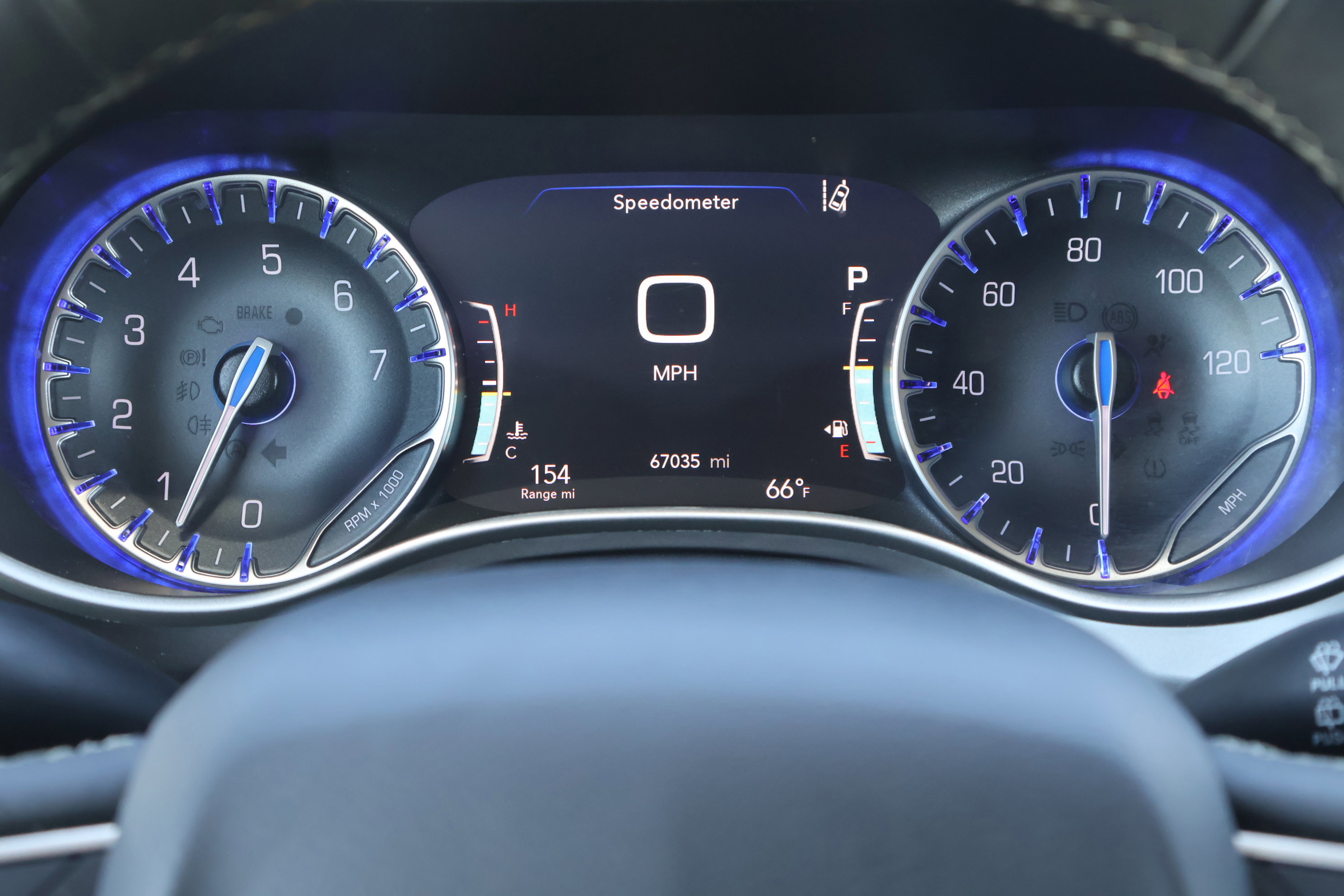 Used 2023 Chrysler Pacifica Touring-L image 22