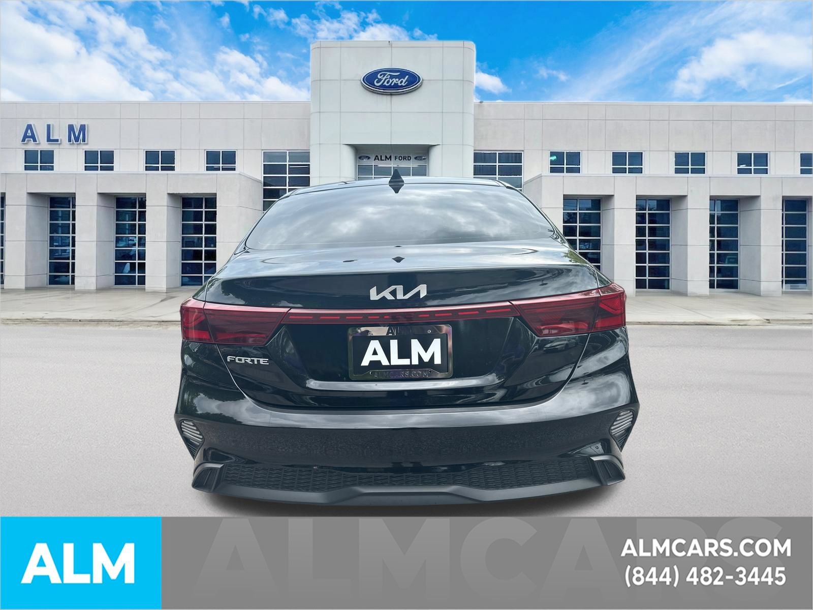 Used 2024 Kia Forte LXS FWD image 5