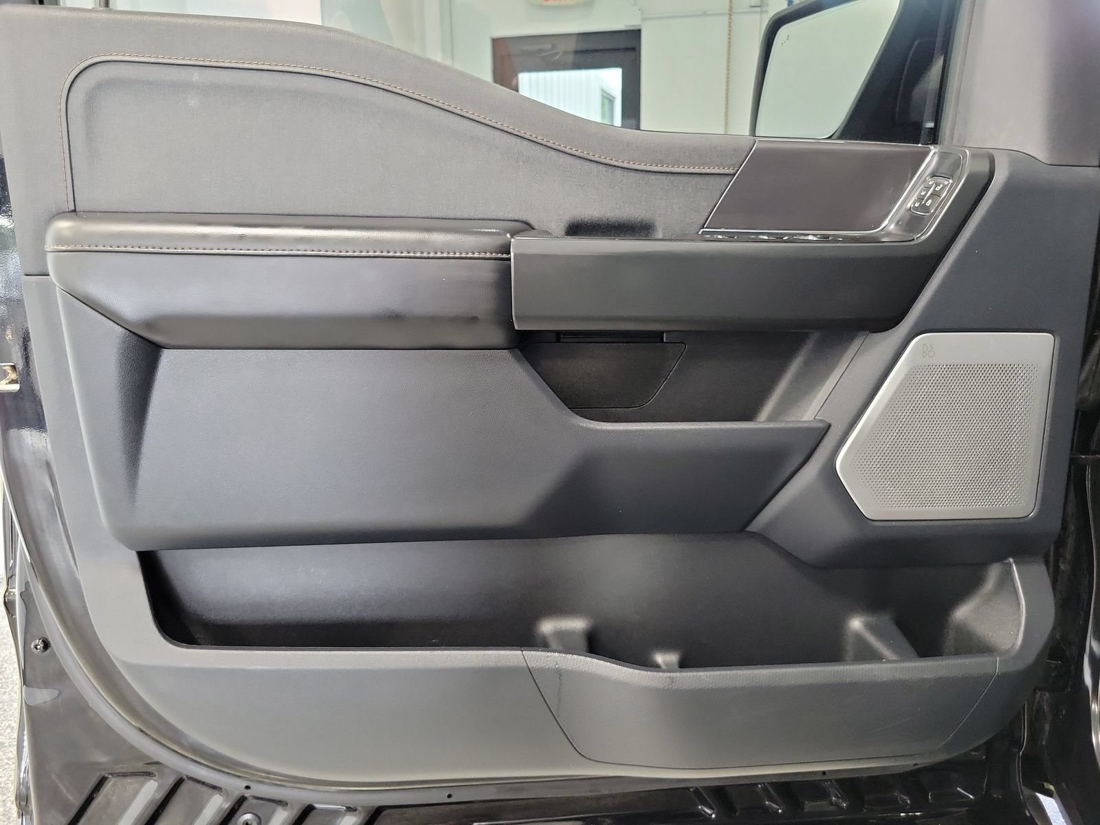 Certified 2023 Ford F150 Raptor AWD/4WD image 6