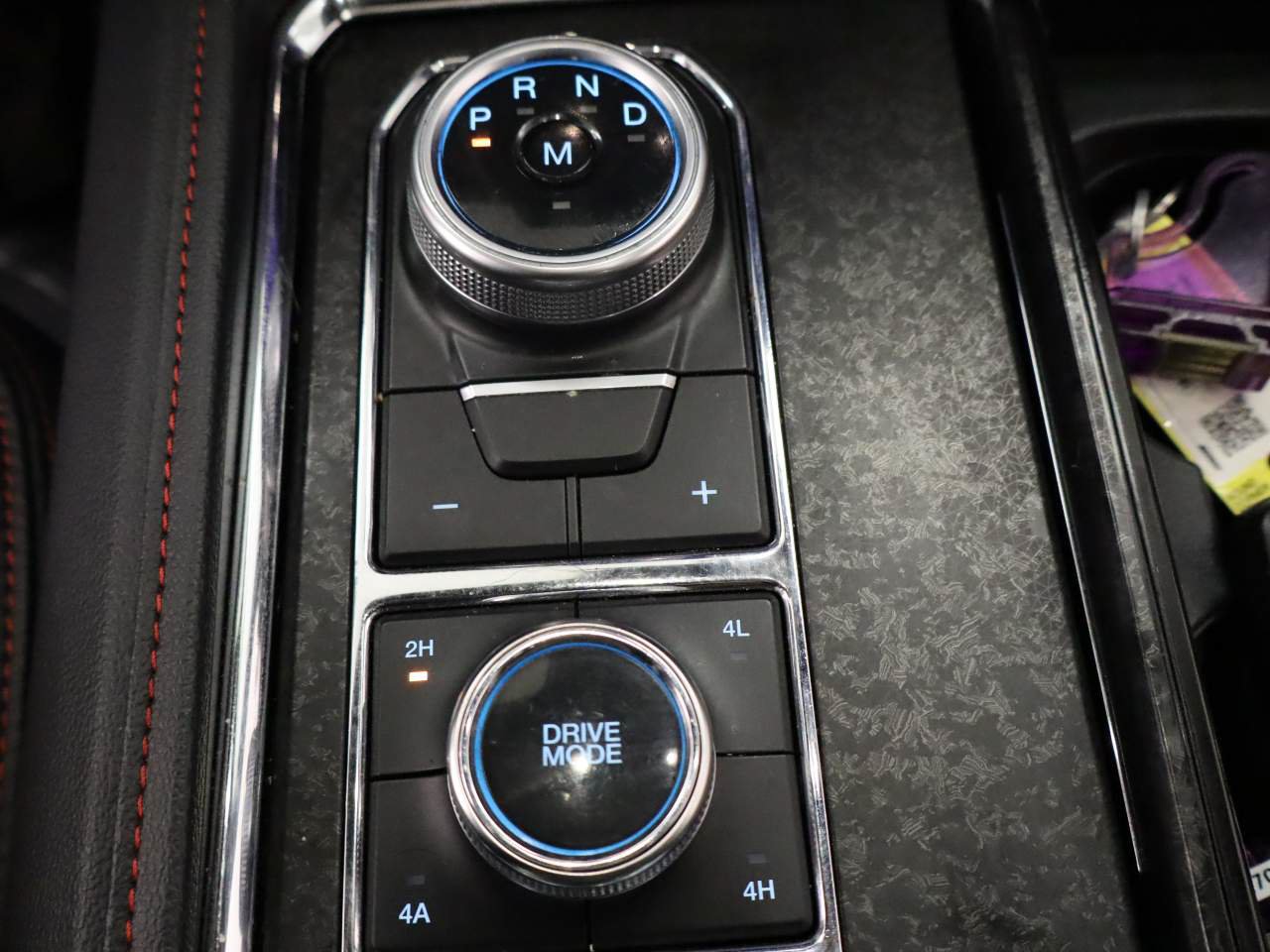 Certified 2024 Ford Expedition Limited AWD/4WD image 9