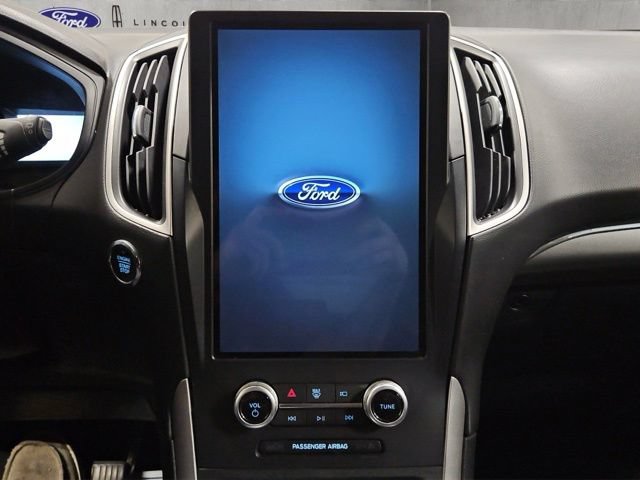 Certified 2022 Ford Edge SEL w/ Convenience Package AWD/4WD image 16