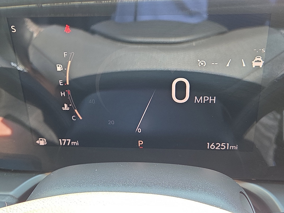 Used 2025 Buick Encore GX Sport Touring w/ Comfort Package FWD image 26