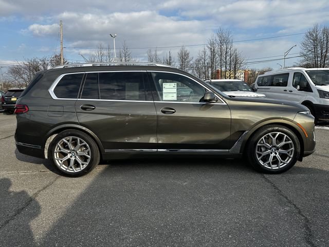 Used 2024 BMW X7 xDrive40i image 6