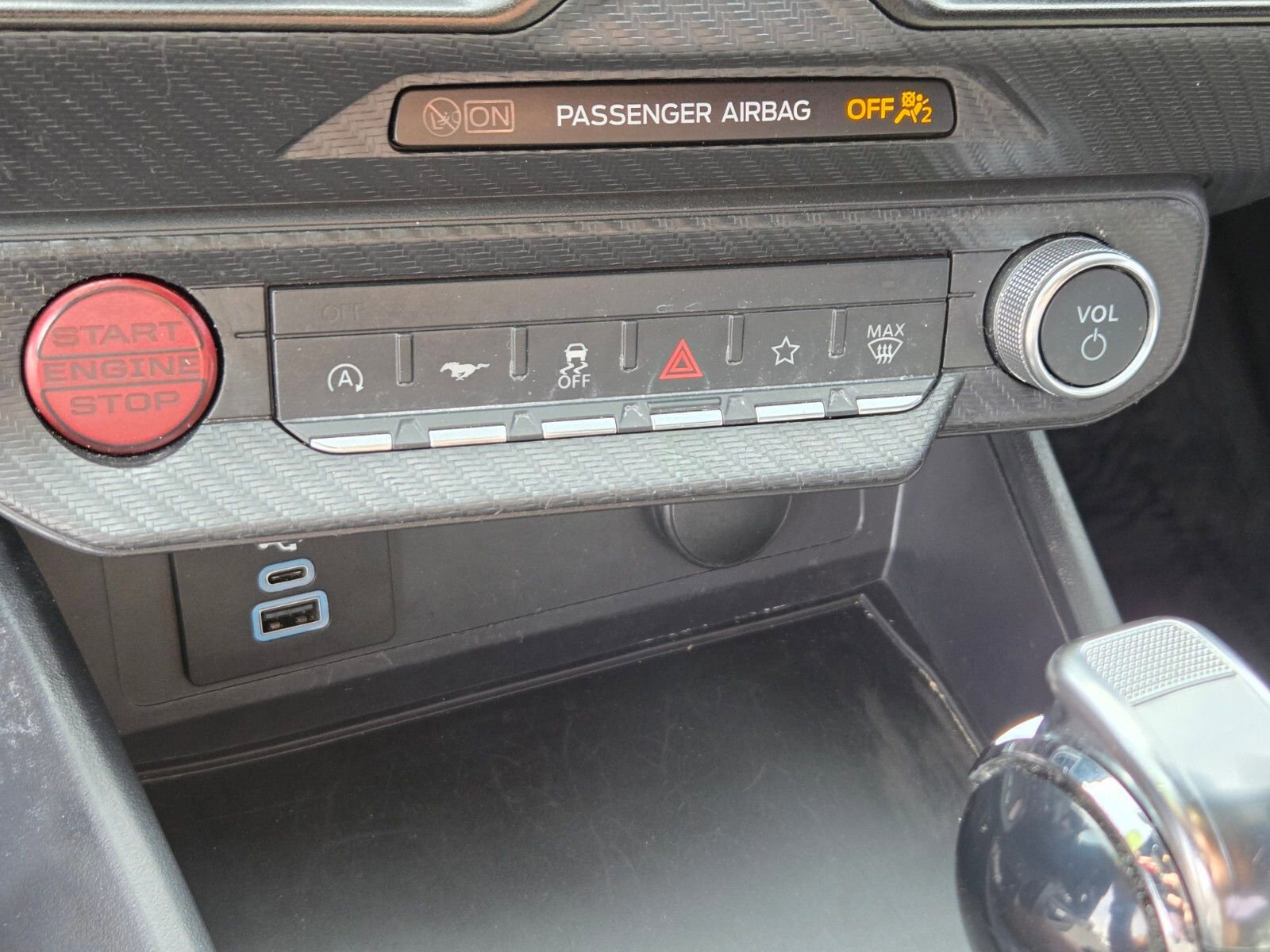 Certified 2024 Ford Mustang Coupe image 22