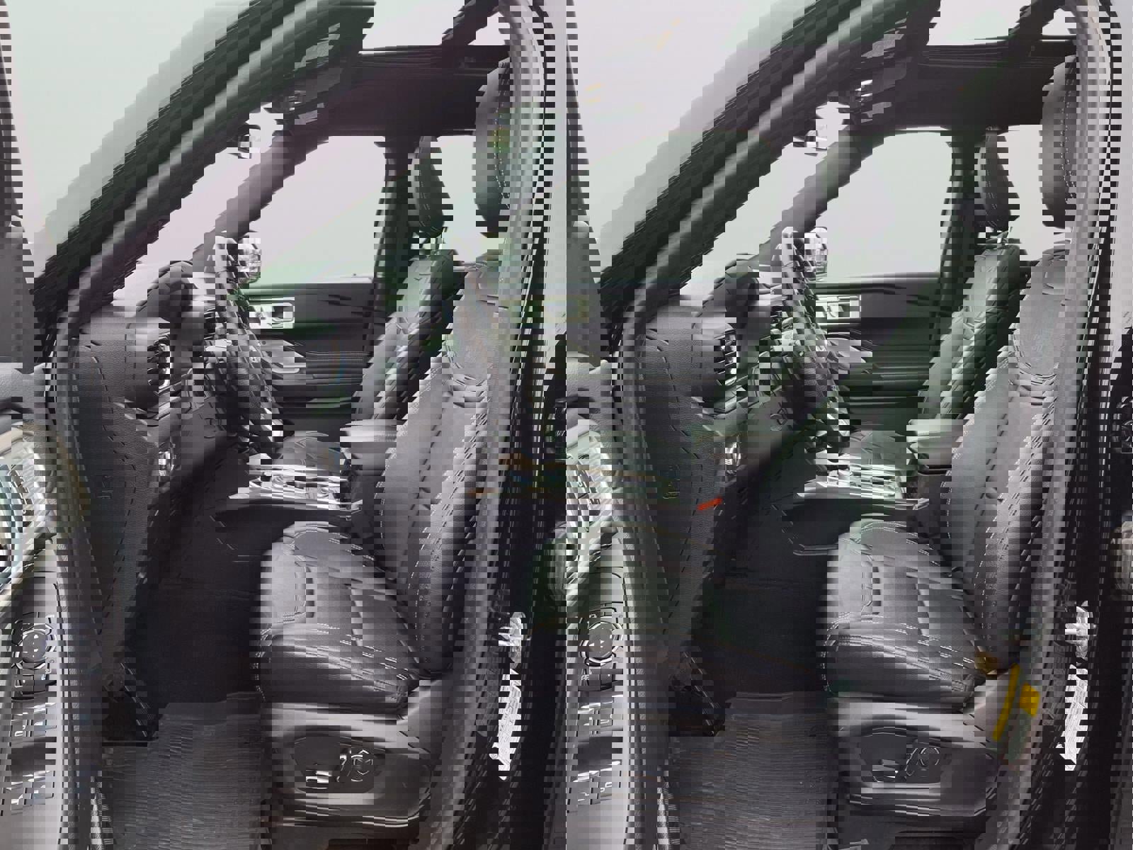 Certified 2020 Ford Explorer ST w/ ST Street Pack image 15