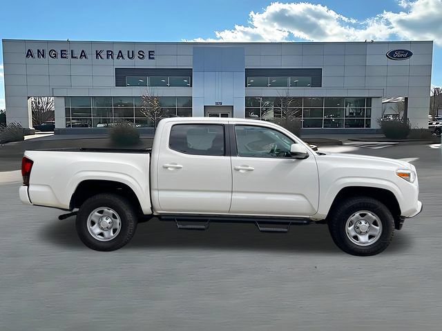Used 2022 Toyota Tacoma SR w/ SR Convenience Package RWD image 10