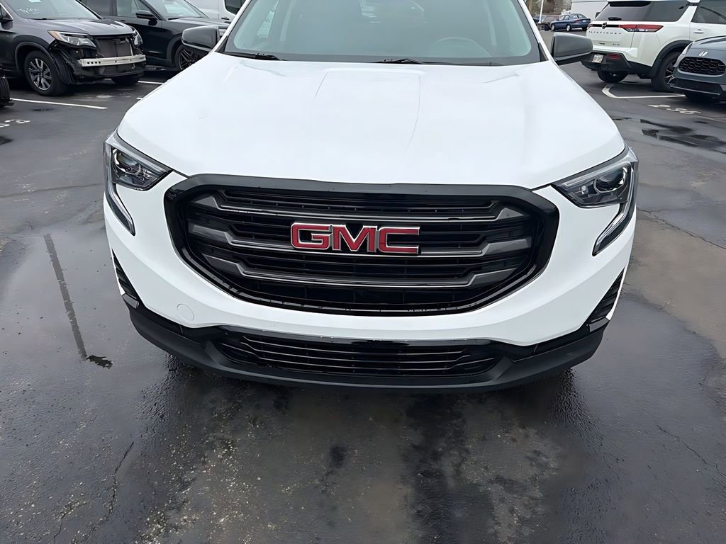 Used 2021 GMC Terrain SLE w/ Driver Convenience Package FWD image 17