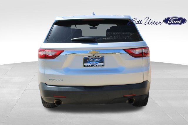 Used 2018 Chevrolet Traverse LS FWD image 6