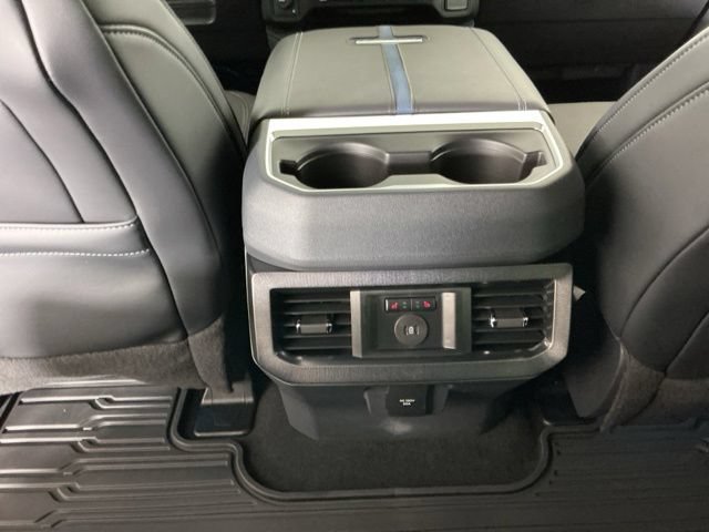 Certified 2026 Ford F450 Platinum w/ FX4 Off-Road Package AWD/4WD image 31