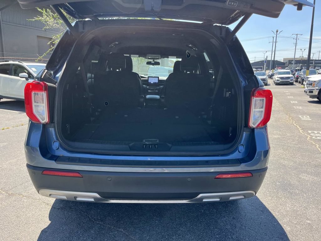 Certified 2020 Ford Explorer XLT w/ Equipment Group 202A AWD/4WD image 14