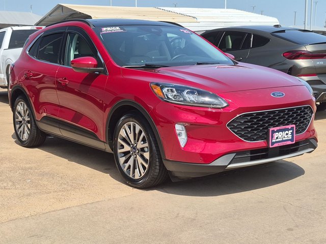 Certified 2021 Ford Escape Titanium FWD image 3