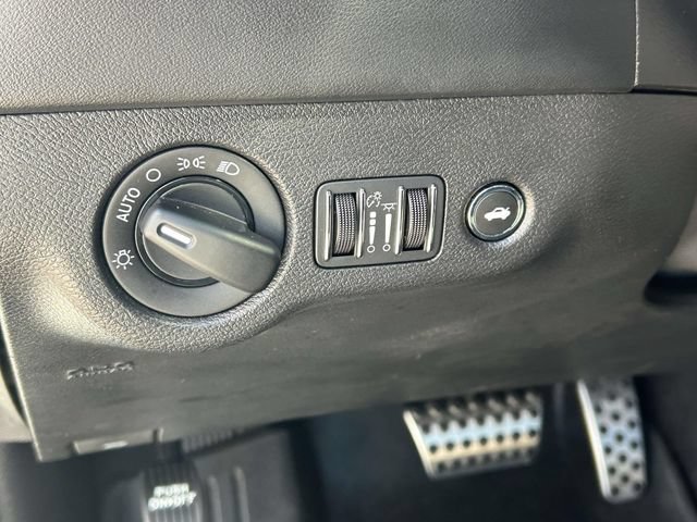 Used 2022 Dodge Charger Scat Pack RWD image 19