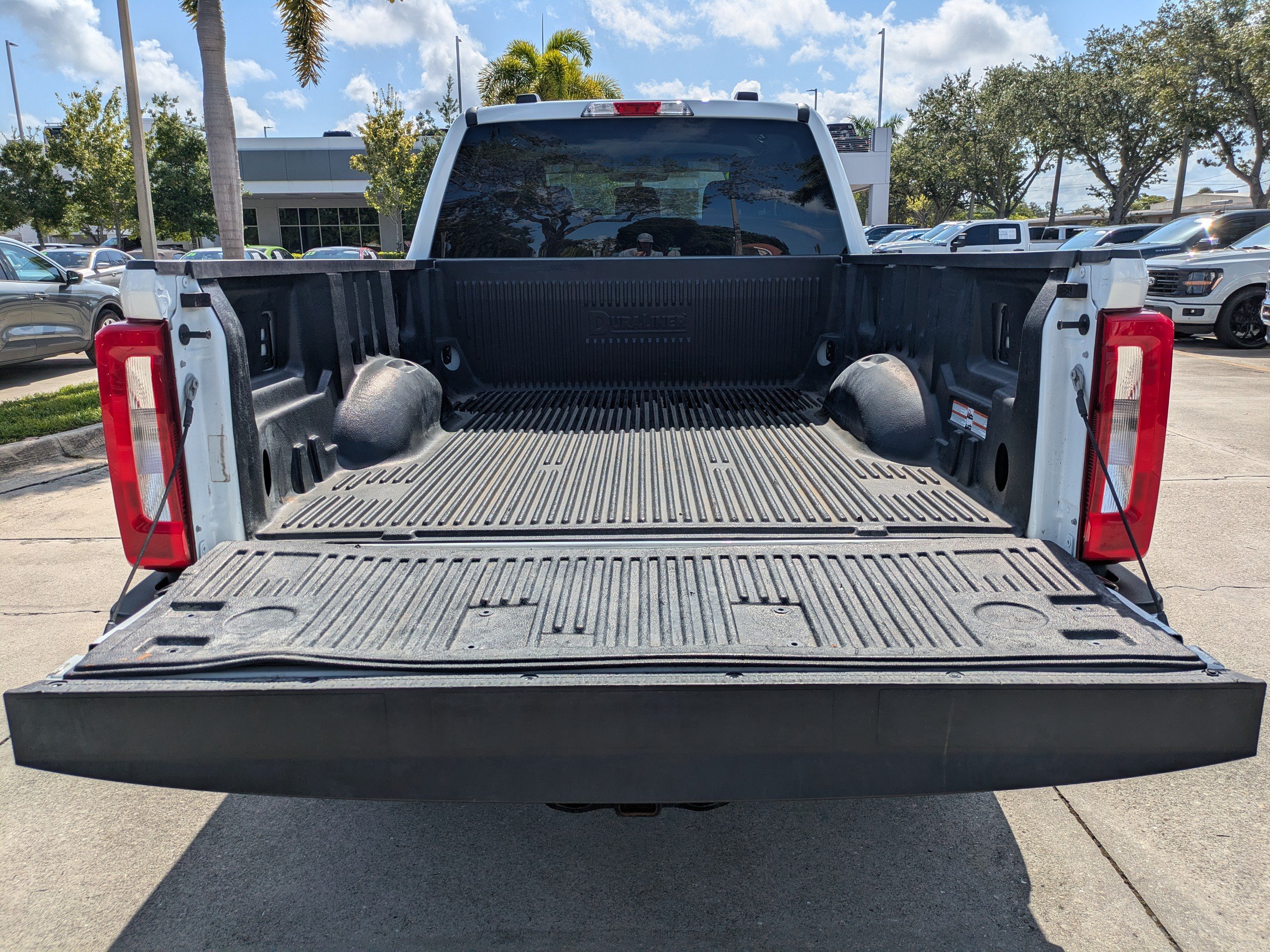 Certified 2025 Ford F250 XLT AWD/4WD image 13