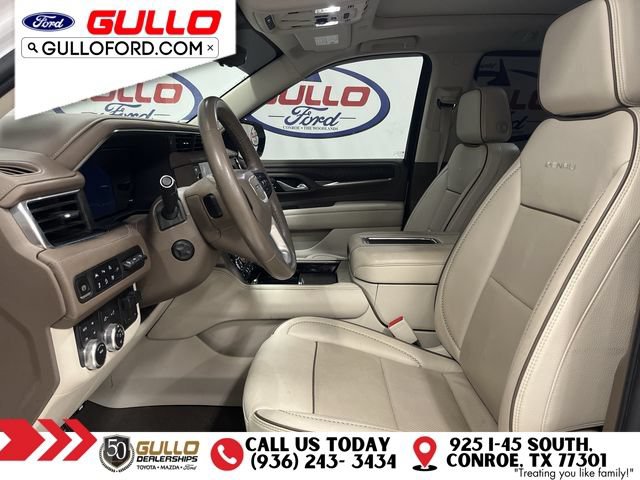 Used 2022 GMC Yukon XL Denali w/ Denali Premium Package AWD/4WD image 31