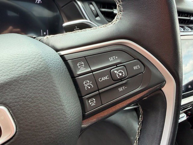 Used 2021 Jeep Grand Cherokee L Laredo AWD/4WD image 10