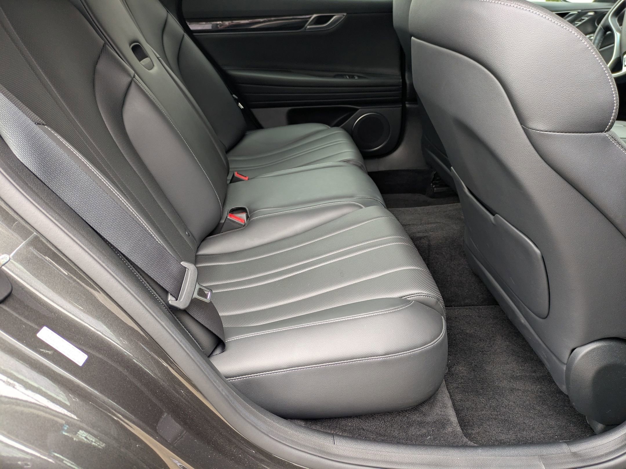 Used 2023 Genesis G80 2.5T RWD image 33