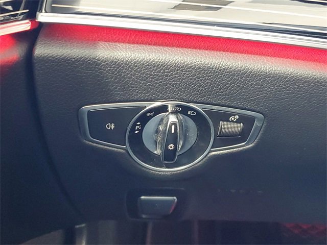 Used 2018 Mercedes-Benz E 400 4MATIC Cabriolet image 11