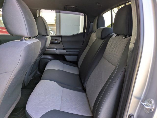 Used 2022 Toyota Tacoma TRD Sport image 19