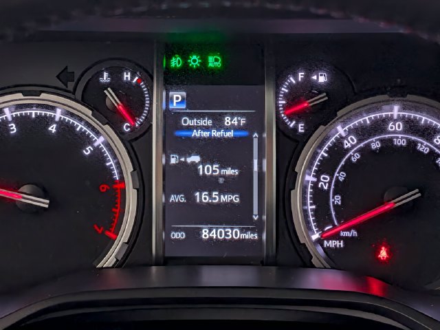 Used 2021 Toyota 4Runner Venture w/ Moonroof Package AWD/4WD image 32
