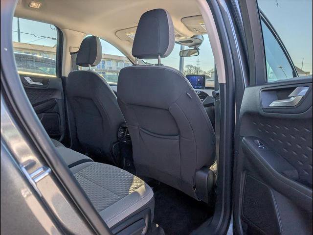 Certified 2020 Ford Escape SE image 22