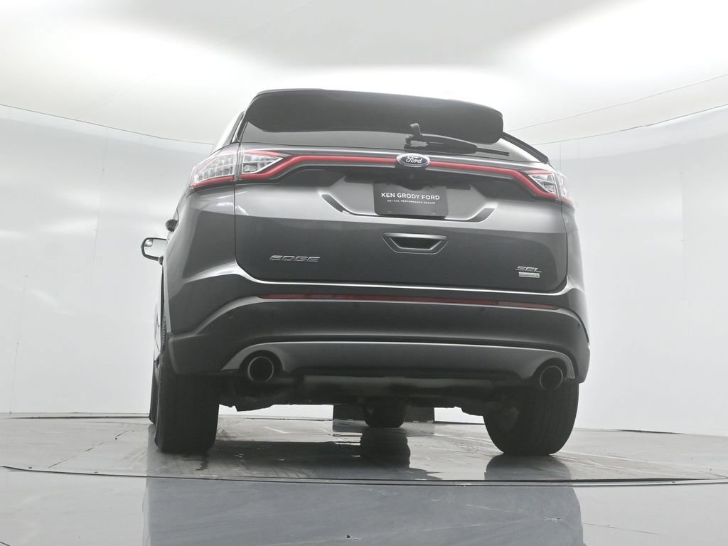 Certified 2017 Ford Edge SEL w/ Equipment Group 201A image 17