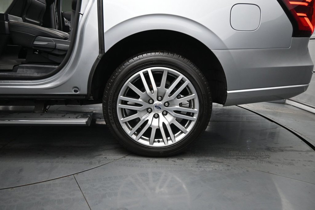Certified 2023 Ford Expedition Max Platinum AWD/4WD image 19