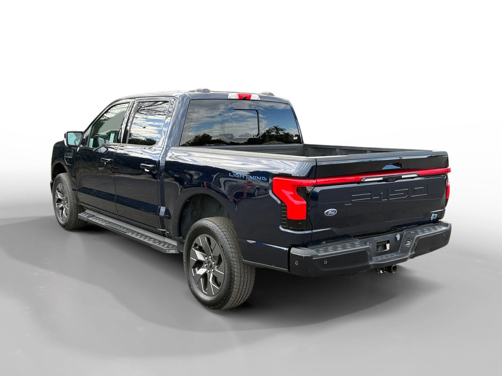 Certified 2023 Ford F150 Lightning Lariat w/ Equipment Group 511A High image 5