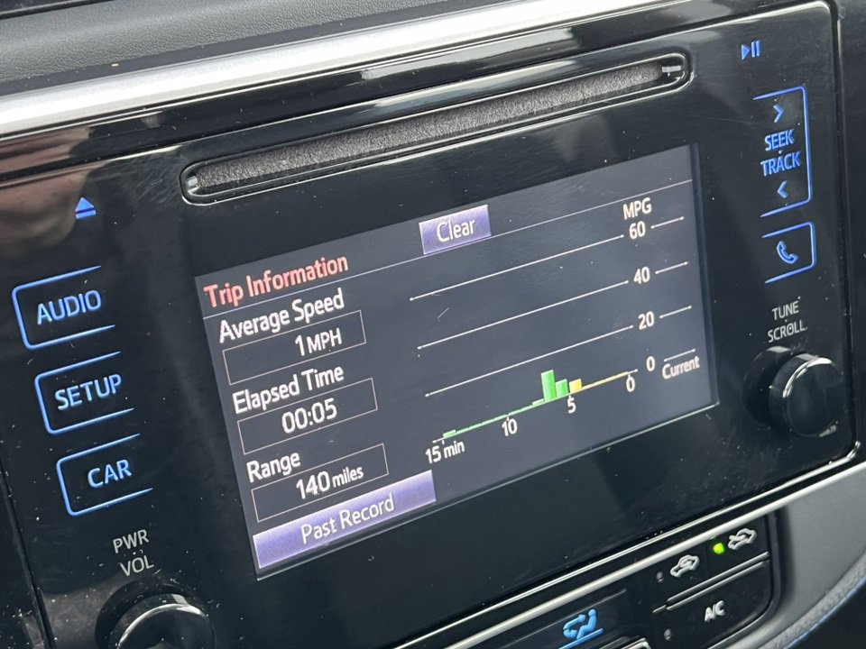 Used 2017 Toyota Corolla SE image 23